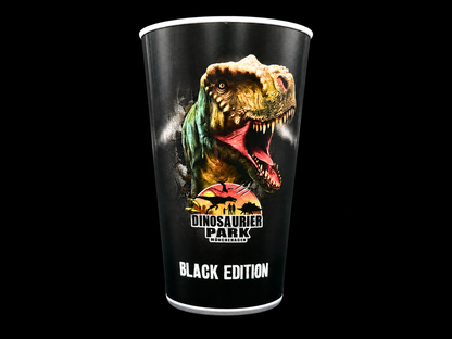 Schwarzer Becher mit Dinosaurier-Park Logo Black Edition, 0,3 Liter